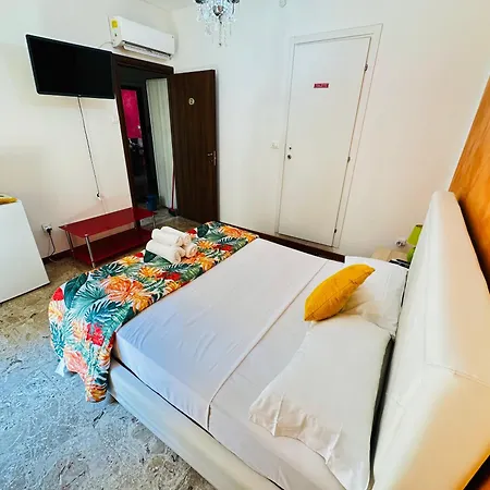 Venezia Gateway 招待所 梅斯特雷